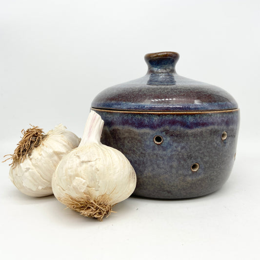 Garlic pot